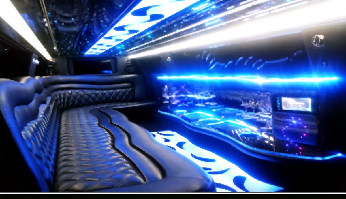 Chrysler 300 stretch interior with blue LED lighting
