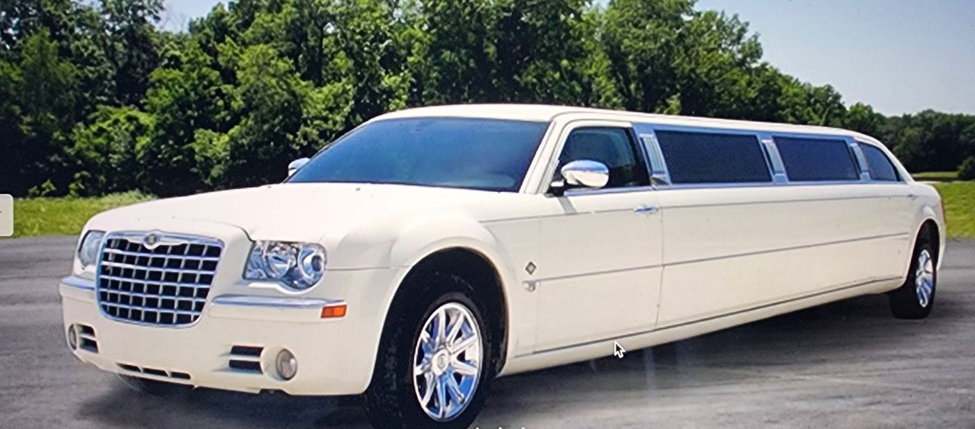 White Chrysler 300 stretch limousine