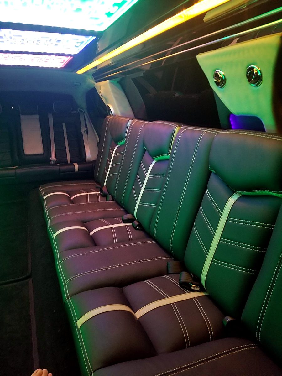 Lincoln Continental stretch interior