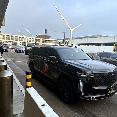 Escalade ESV picking up at LAX