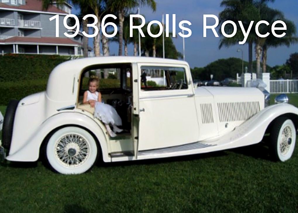 1936 Rolls-Royce with bride