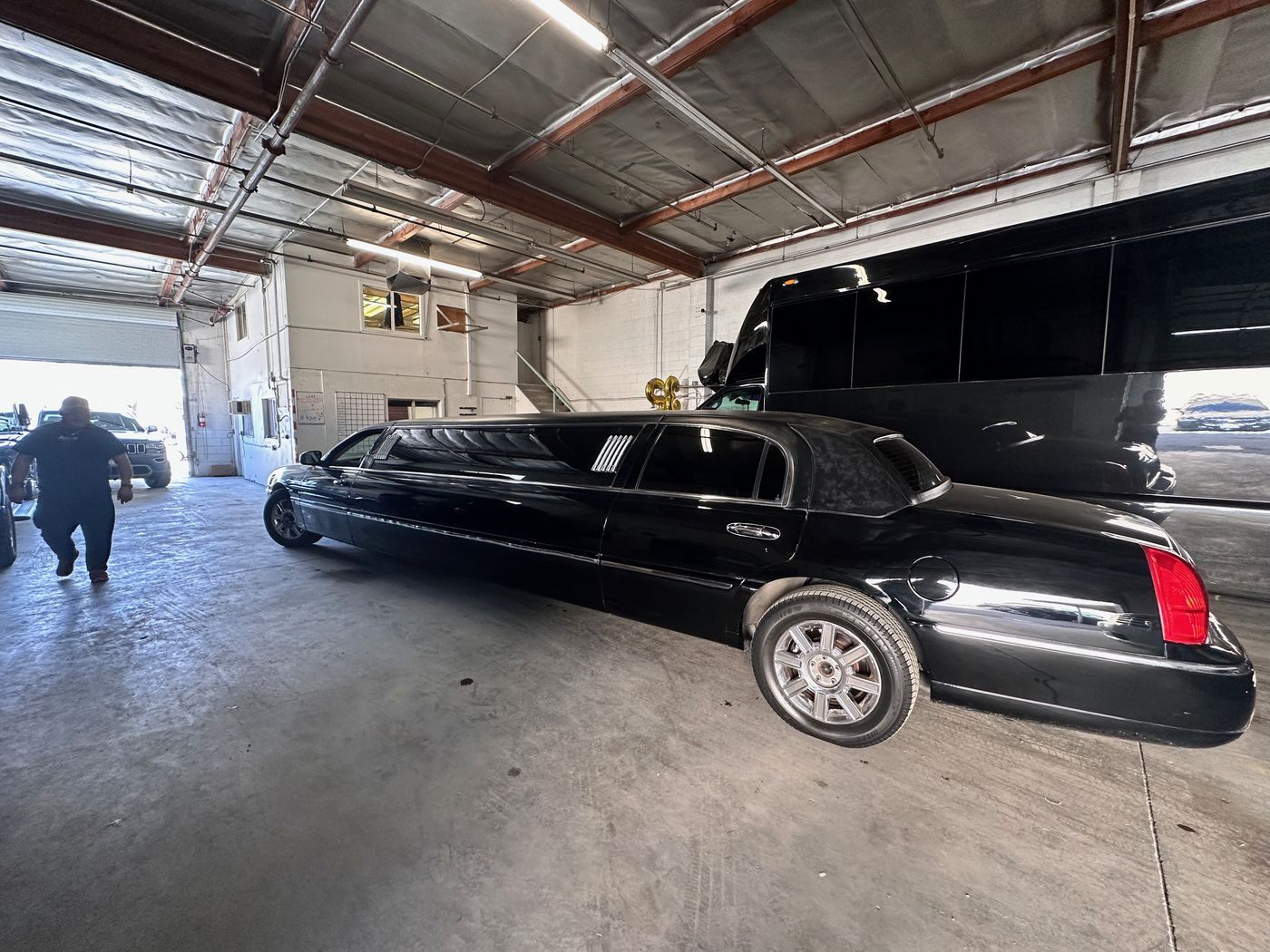 Classic stretch limousine for a father-daughter dance